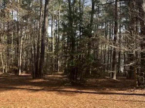 S Glebe Rd, Montross, VA 22520