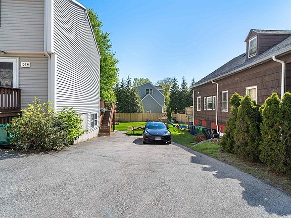 2nd image of 105 High St APT W