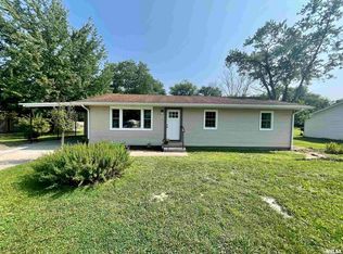 880 W Harrison Rd, Murphysboro, IL 62966