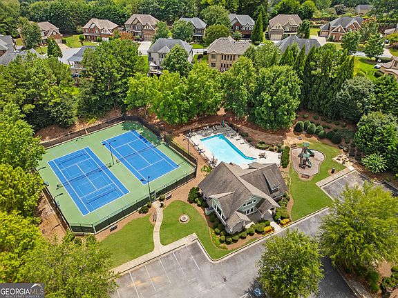 2nd image of 5605 Viewpoint Ct