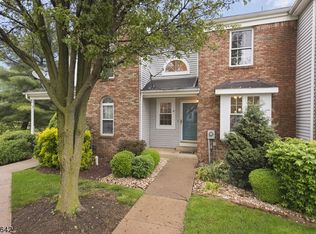 67 Crickhollow Ct, Hillsborough, NJ 08844