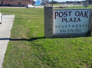 12942 Us Highway 87 W APT 24, La Vernia, TX 78121