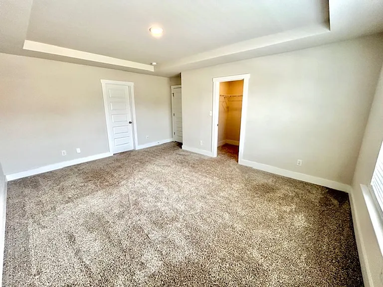 115 Hutchinson Rd — Photo 32