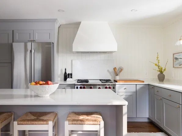 154 Bellingham Rd, Brookline, MA 02467