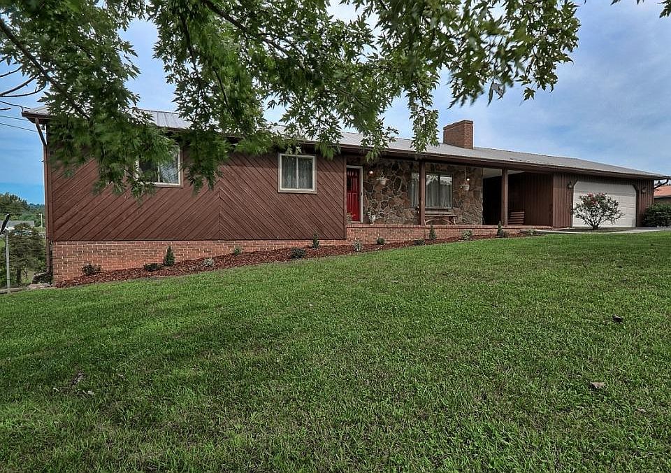 1st image of 151 Harmony Acres Dr W