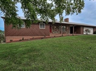 151 Harmony Acres Dr W, Jonesborough, TN 37659