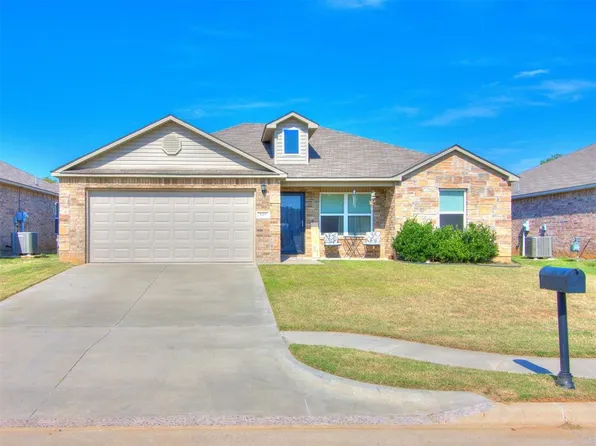 915 Karlee Ct, Midwest City, OK 73130