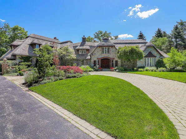 5317 Turvey Ct, Downers Grove, IL 60515