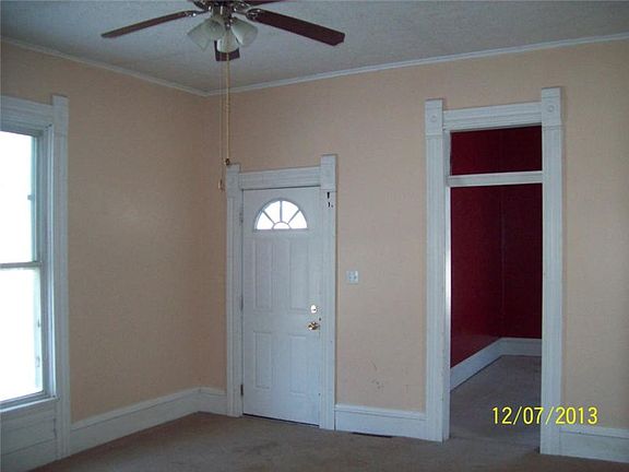 2nd image of 403 E Fordice St