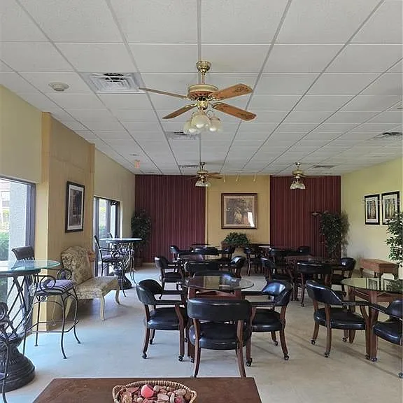 712 Oakgrove Dr #230 — Photo 14