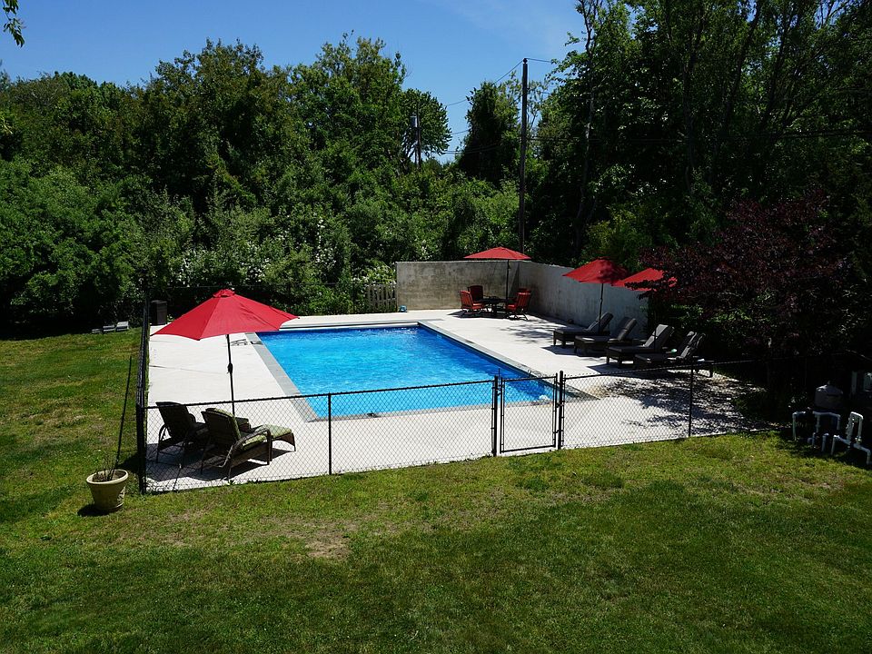 1st image of 1135 N Sea Dr