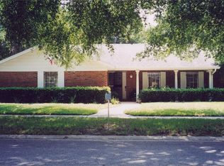 1905 King Arthur Cir, Maitland, FL 32751