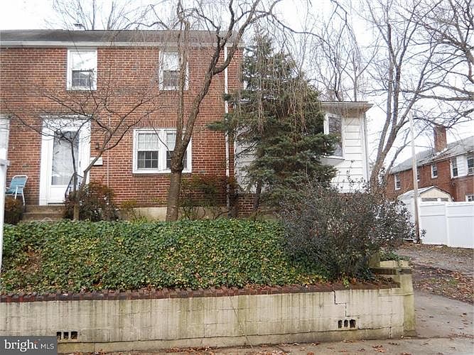 2nd image of 104 Maple Hill Rd