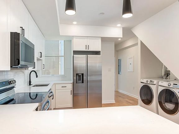 3rd image of 1123 S 20th St Floor 2
