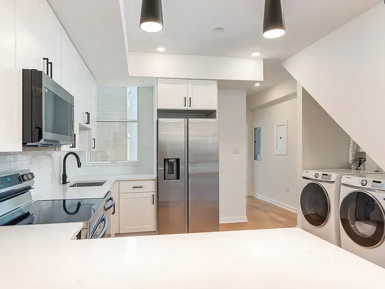 1123 S 20th St #2 — Photo 3