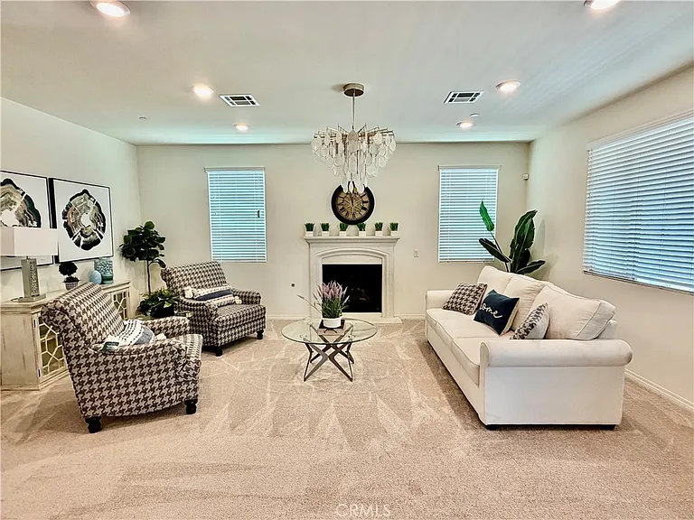 2755 Arches Ct — Photo 7
