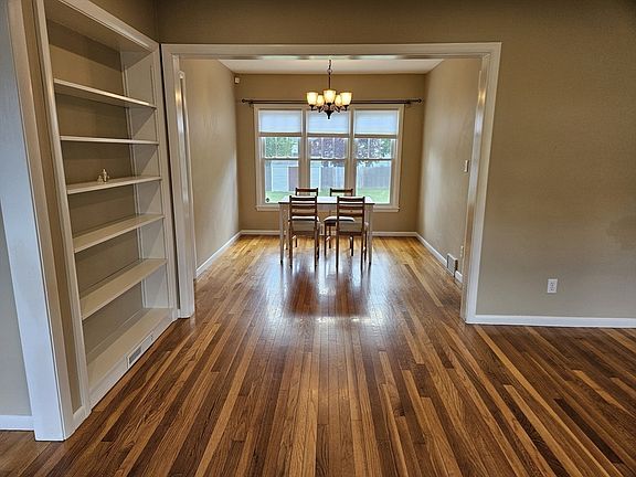 4th image of 6 Miland Ave