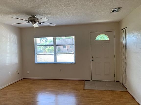 5th image of 674 Verona St