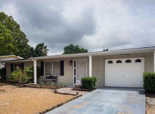 4838 Phoenix Ave, Holiday, FL 34690