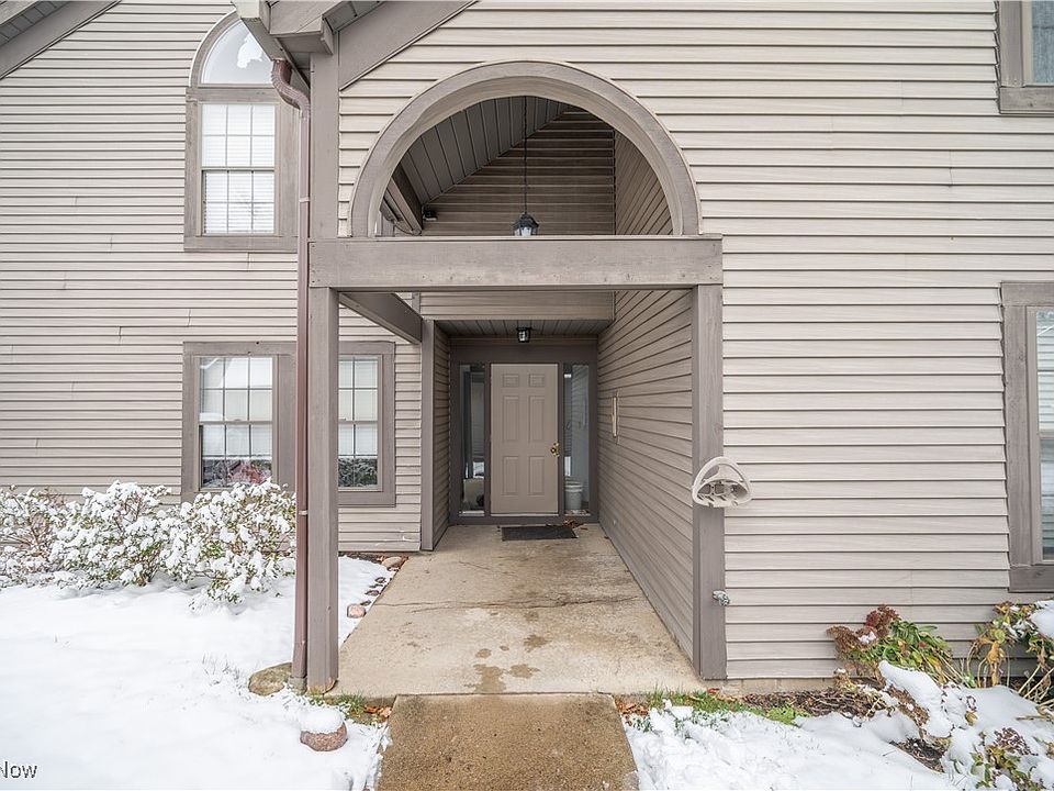 1st image of 1173 Red Tail Hawk Ct Unit 5