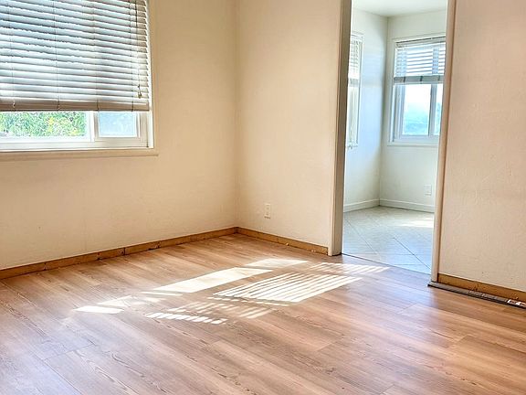 4th image of 1140 El Camino Real APT 3