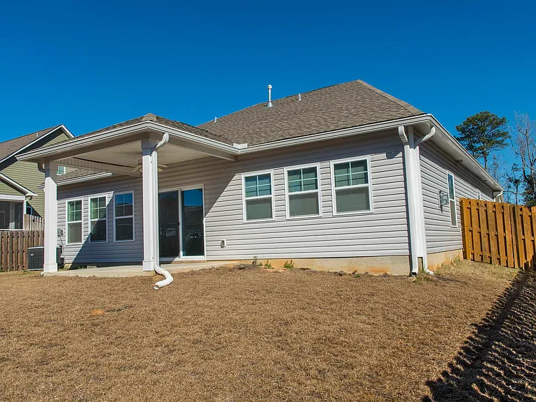 147 Doolittle Dr — Photo 4