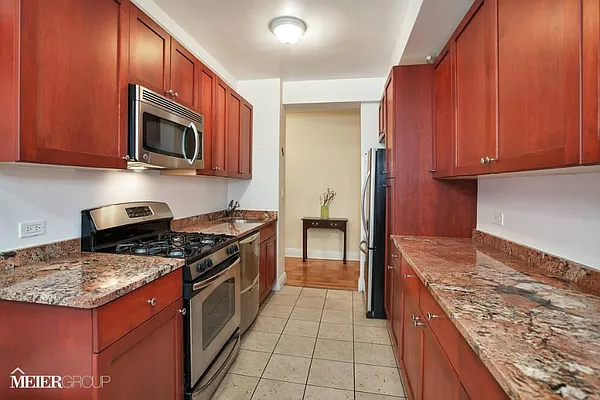 Sold by MEIER | media 5
