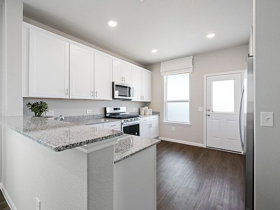 Model Representation-Light Bright Kitchen