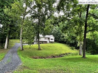 1977 Brookside Ave, Newton, NC 28658