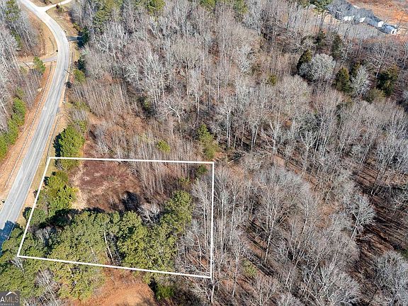 3rd image of 170 Mackey Rd