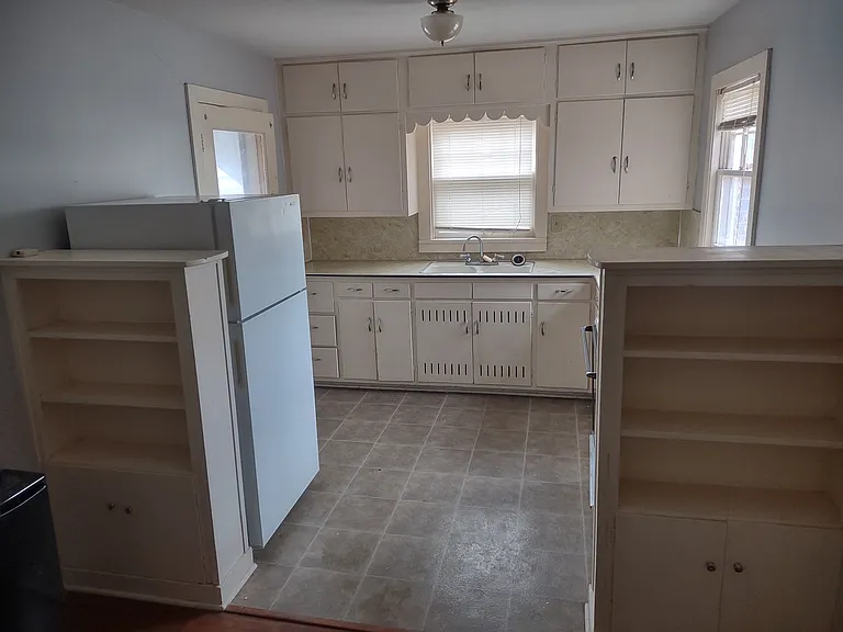805 Ella St #3 — Photo 4