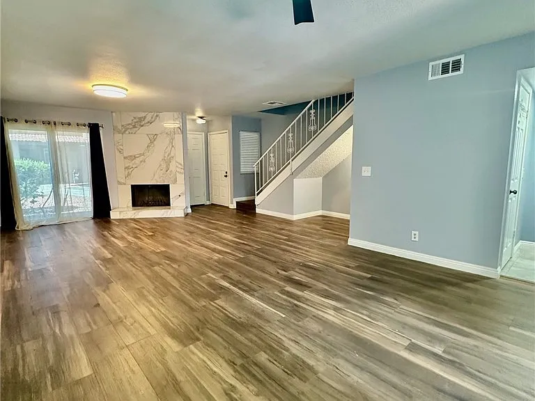 3384 Matvay St — Photo 7