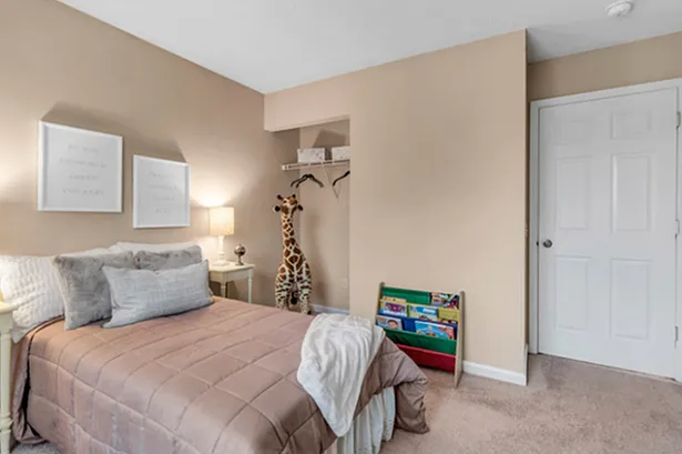 Den/Bedroom