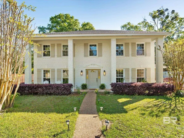 1321 Westbury Dr, Mobile, AL 36609