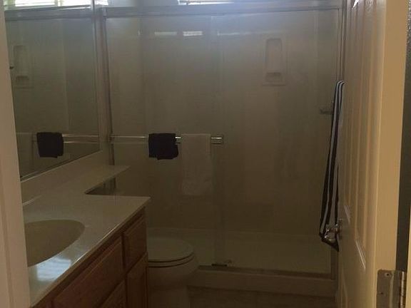 2nd image of 1614 Farnham Ave