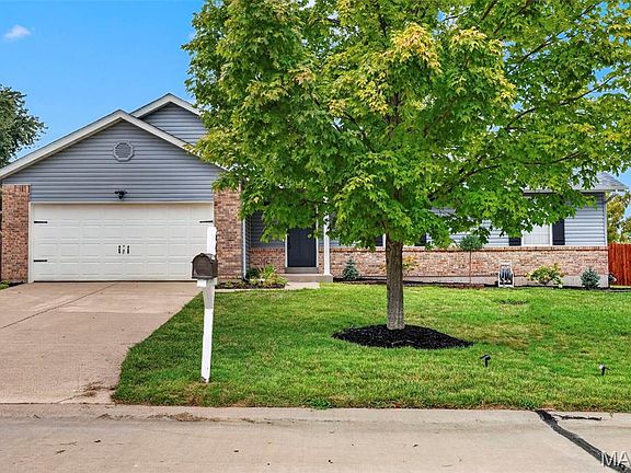 2nd image of 6401 Long Timber Dr