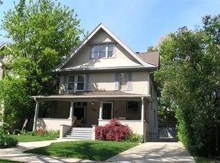 138 N Madison Ave, La Grange, IL 60525
