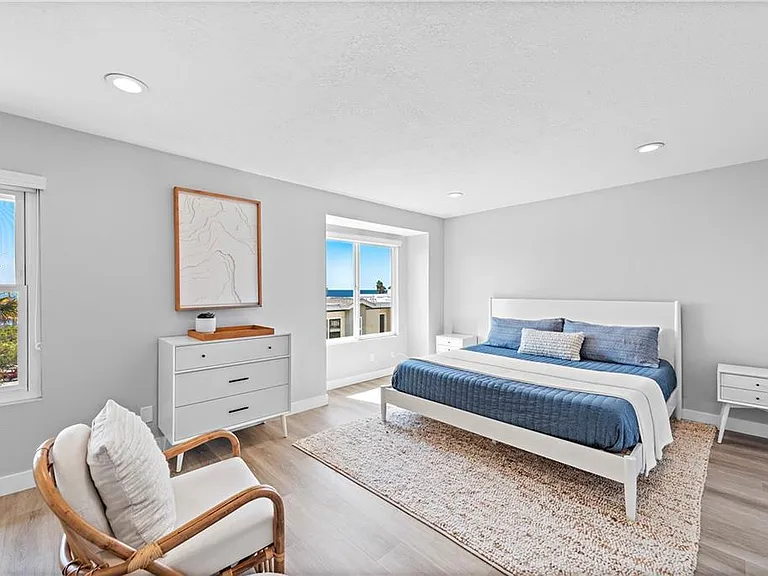 2140 Orinda Dr #B — Photo 9