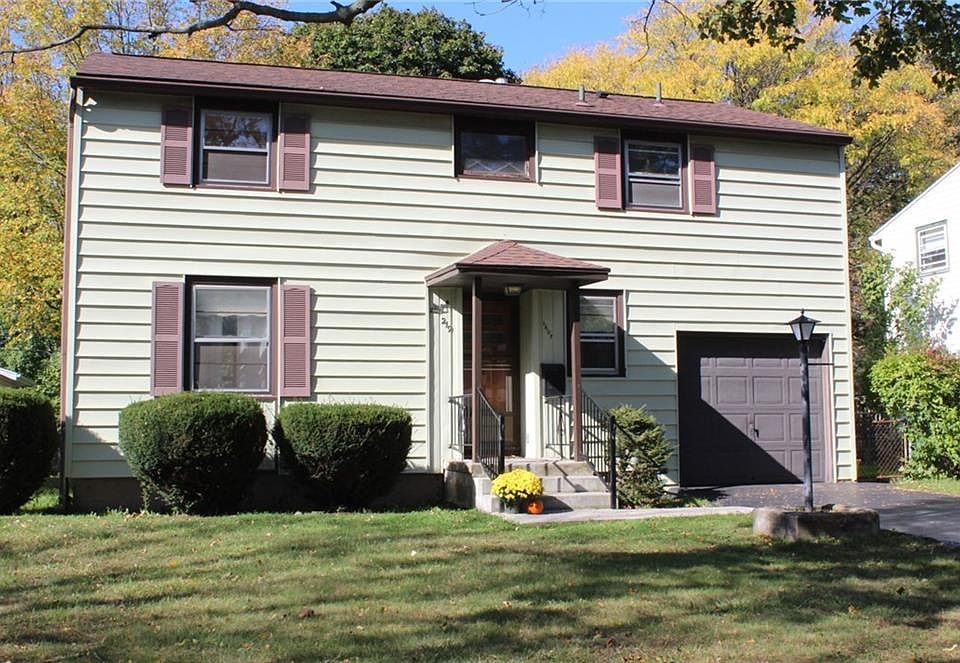 1st image of 219 Wood Rd