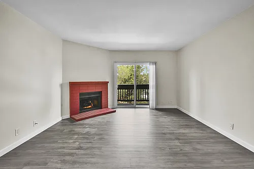 3926 60th St Photo 1