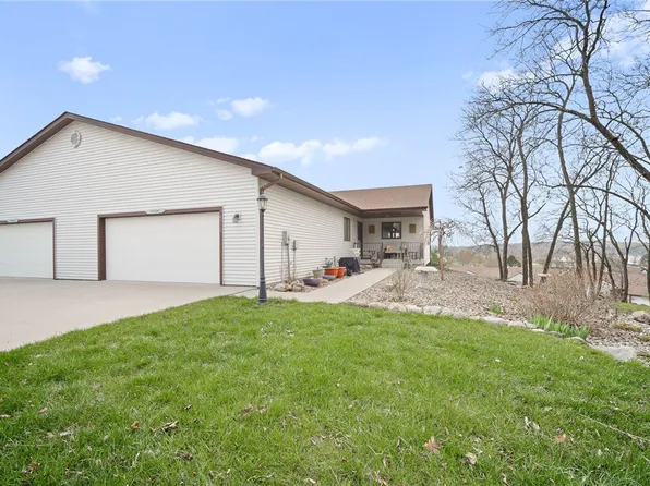 4918 Lonna Dr, Panora, IA 50216