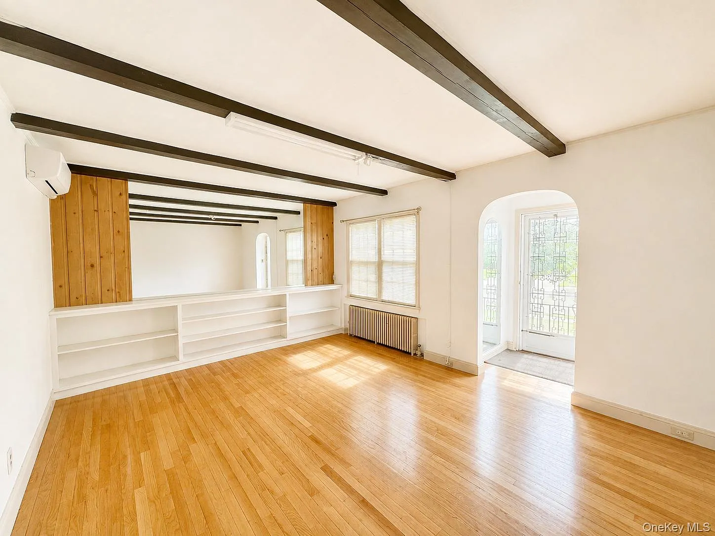 3 bed, 2.0 bath, $4,000 — Photo 2