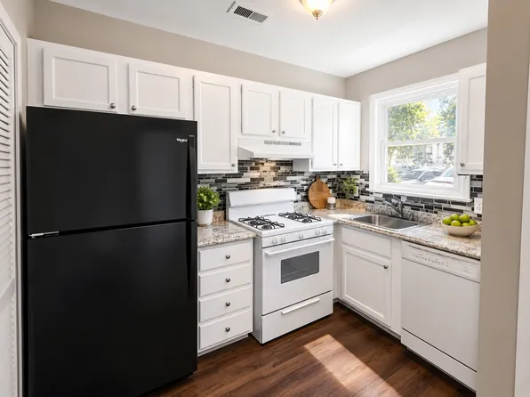 13 Townhouse Ln, Little Egg Harbor, NJ 08087