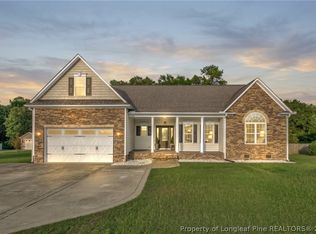 132 Hurdle Ln, Raeford, NC 28376