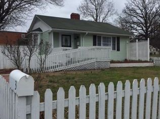 3 Lines St, Thomasville, NC 27360