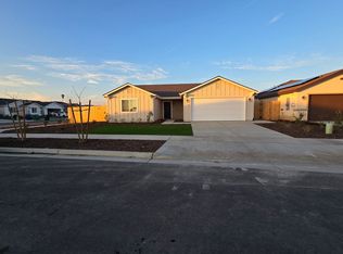 2188 W Escher Dr, Hanford, CA 93230