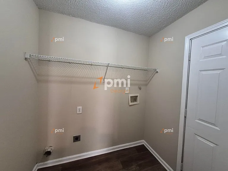 6215 Klondike River Rd — Photo 6