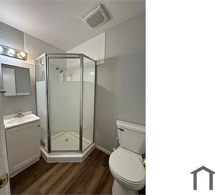1212 E St #1 — Photo 3
