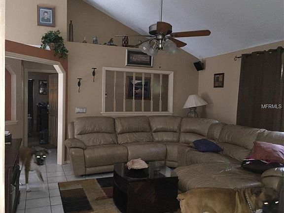 4th image of 701 E Rich Ave