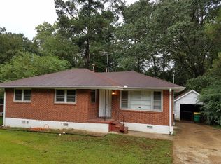 1109 Lloyd Dr, Forest Park, GA